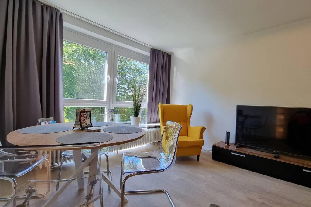 Strandappartement 2 Minuten Vom Suedstrand Wilhelmshaven Bagian luar foto